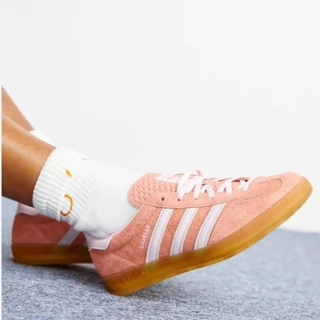 Adidas gazelle salmon best sale